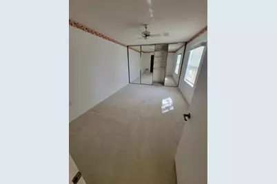 36 Danbury Court #B, Royal Palm Beach, FL 33411 - Photo 20