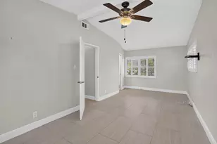 1101 E Country Club Cir, Plantation, FL 33317 - Photo 22