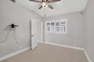 1101 E Country Club Cir, Plantation, FL 33317 - Photo 30