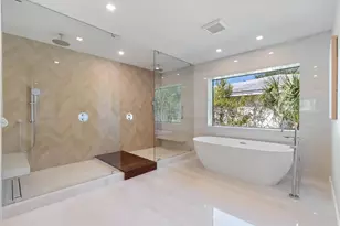 868 Country Club Dr, North Palm Beach, FL 33408 - Photo 24