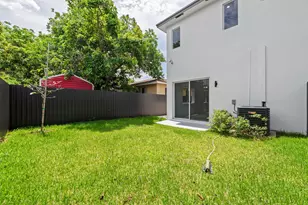 1355 NW 42nd St, Miami, FL 33142 - Photo 26