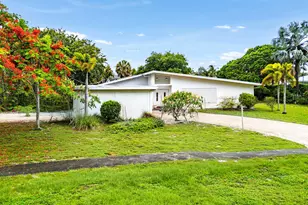 12019 N Edgewater Dr, West Palm Beach, FL 33410 - Photo 18