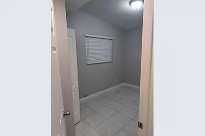 2990 NW 7th Court, Fort Lauderdale, FL 33311 - Photo 10