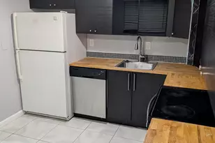 2990 NW 7th Ct, Fort Lauderdale, FL 33311 - Photo 6