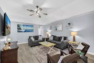101 Half Moon Cir, Jupiter, FL 33458 - Photo 8