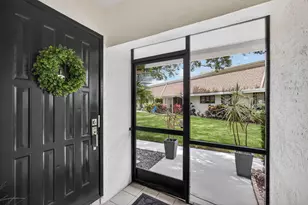101 Half Moon Cir, Jupiter, FL 33458 - Photo 4