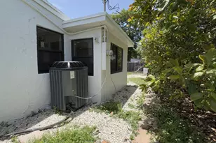 235 SW 21st Way, Fort Lauderdale, FL 33312 - Photo 8