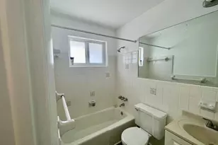 1704 NE 9th St, Fort Lauderdale, FL 33304 - Photo 10