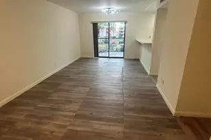3252 Foxcroft Rd, Miramar, FL 33025 - Photo 4
