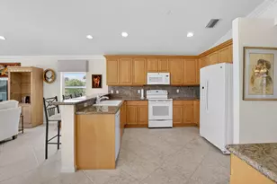 13461 Barcelona Lake Cir, Delray Beach, FL 33446 - Photo 30