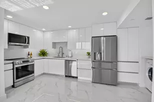 7835 Lakeside Blvd, Boca Raton, FL 33434 - Photo 14