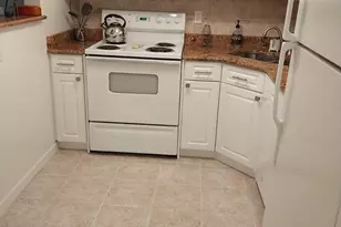640 Snug Harbor Dr, Boynton Beach, FL 33435 - Photo 4