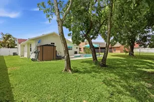 140 Bilbao St, Royal Palm Beach, FL 33411 - Photo 36