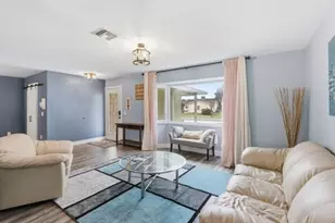 140 Bilbao St, Royal Palm Beach, FL 33411 - Photo 6