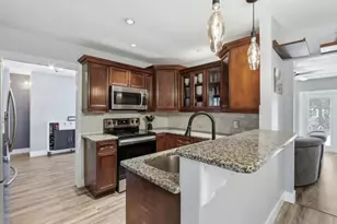 140 Bilbao St, Royal Palm Beach, FL 33411 - Photo 12