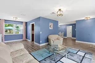 140 Bilbao St, Royal Palm Beach, FL 33411 - Photo 8