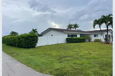 2910 NE 40th Court, Lighthouse Point, FL 33064 - Photo 2