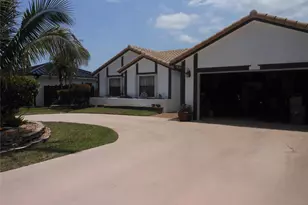 8706 NW 83rd St, Tamarac, FL 33321 - Photo 2