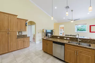2301 SW Vale, Port Saint Lucie, FL 34953 - Photo 20