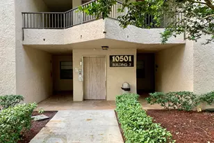 10501 W Broward Blvd, Plantation, FL 33324 - Photo 2