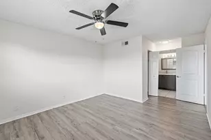 10501 W Broward Blvd, Plantation, FL 33324 - Photo 14