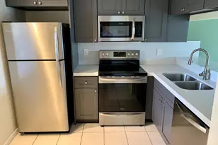 10501 W Broward Blvd, Plantation, FL 33324 - Photo 1