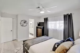 3220 SE 11th St, Pompano Beach, FL 33062 - Photo 4