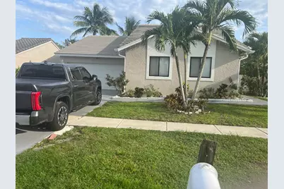 5765 Strawberry Lakes Circle, Lake Worth, FL 33463 - Photo 2