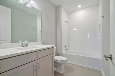 12135 E Baypoint Circle, Parkland, FL 33076 - Photo 14