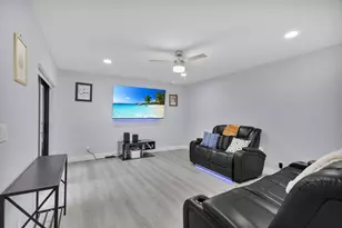 2824 Kirk Rd, Lake Worth, FL 33461 - Photo 12