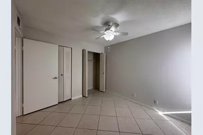 815 W Boynton Beach Boulevard #16-104, Boynton Beach, FL 33426 - Photo 12