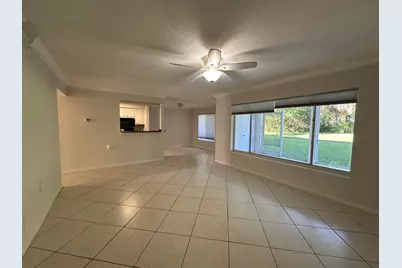 815 W Boynton Beach Boulevard #16-104, Boynton Beach, FL 33426 - Photo 2