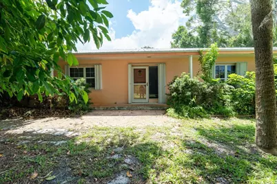 105 Sheridan Lane, Jensen Beach, FL 34957 - Photo 2