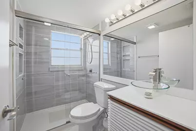 32 Fanshaw A #32, Boca Raton, FL 33434 - Photo 4