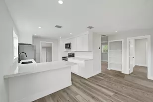 5601 SW 36th Ct, Davie, FL 33314 - Photo 14