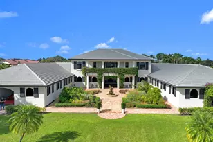 14710 Palm Beach Point Blvd, Wellington, FL 33414 - Photo 10