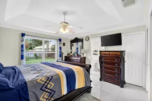 372 NW Hogan St, Port Saint Lucie, FL 34983 - Photo 16