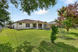372 NW Hogan St, Port Saint Lucie, FL 34983 - Photo 30