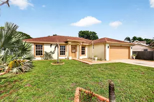 372 NW Hogan St, Port Saint Lucie, FL 34983 - Photo 2