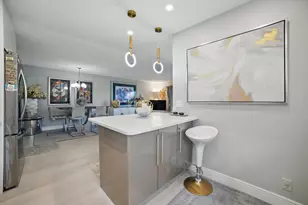 137 Piedmont C, Delray Beach, FL 33484 - Photo 12