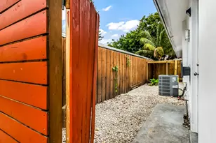 804 SW 28th St, Fort Lauderdale, FL 33315 - Photo 16