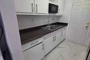2441 NW 13th St, Miami, FL 33125 - Photo 2