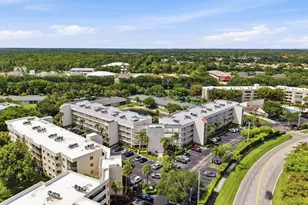 3146 Via Poinciana, Lake Worth, FL 33467 - Photo 36