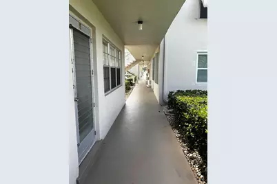 4 Sussex, West Palm Beach, FL 33417 - Photo 12