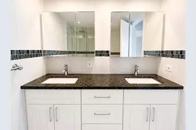 4800 Bayview #306, Fort Lauderdale, FL 33308 - Photo 14
