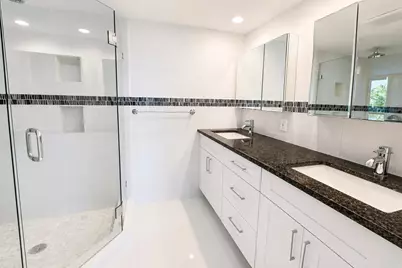 4800 Bayview #306, Fort Lauderdale, FL 33308 - Photo 12
