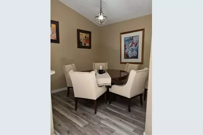 6531 SE Federal Highway #F211, Stuart, FL 34997 - Photo 2