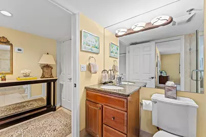 372 Golfview Road #101, North Palm Beach, FL 33408 - Photo 24