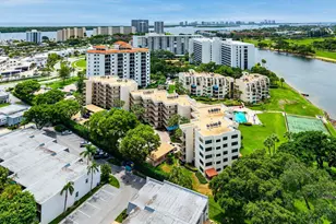372 Golfview Rd, North Palm Beach, FL 33408 - Photo 34