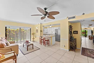 372 Golfview Road #101, North Palm Beach, FL 33408 - Photo 1